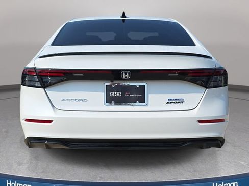 Used 2025 Honda Accord Sport image 7