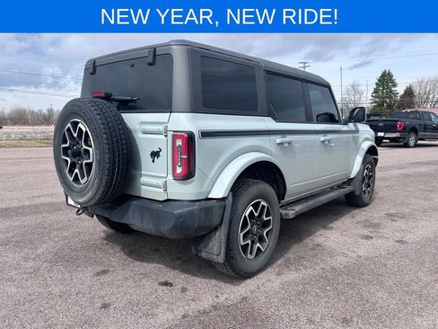 Used 2023 Ford Bronco Outer Banks image 6