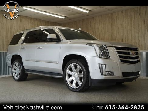 Used 2019 Cadillac Escalade Luxury AWD/4WD image 1