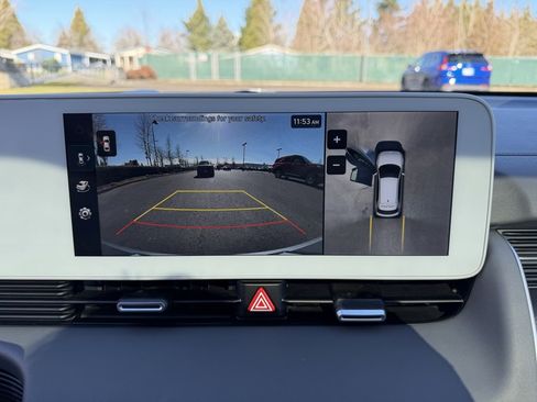 Used 2024 Hyundai Ioniq 5 Limited image 23