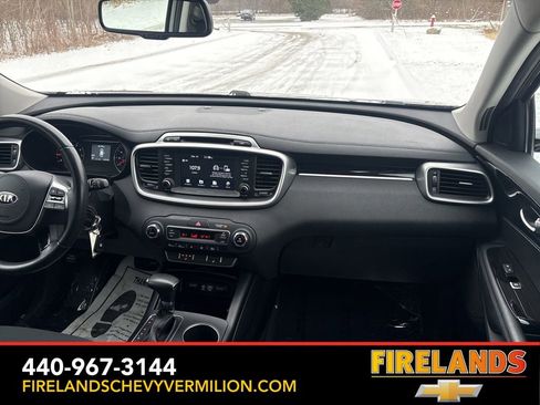 Used 2019 Kia Sorento LX w/ LX Convenience Package image 30