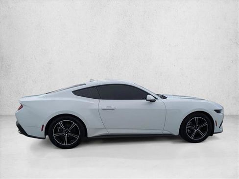 Certified 2025 Ford Mustang Coupe RWD image 4