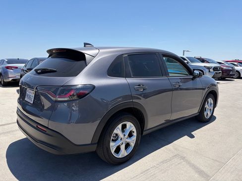 Used 2025 Honda HR-V LX image 3