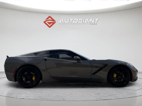 Used 2016 Chevrolet Corvette Stingray Coupe image 9