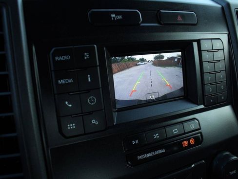 Used 2022 Ford F250 XL w/ Power Equipment Group AWD/4WD image 27