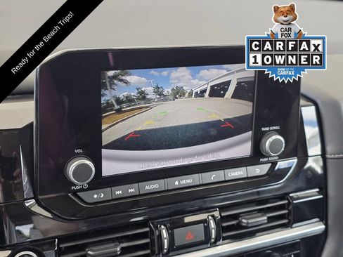Used 2024 Nissan Pathfinder SV FWD image 15