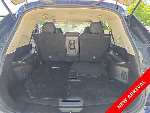 Used 2020 Nissan Rogue S AWD/4WD image 7