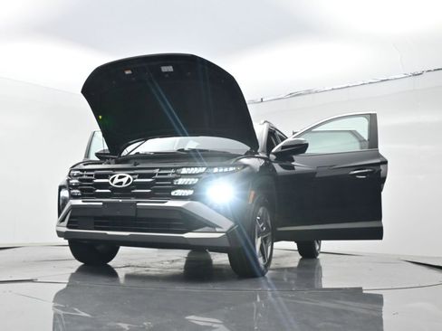 Used 2025 Hyundai Tucson SEL AWD/4WD image 32