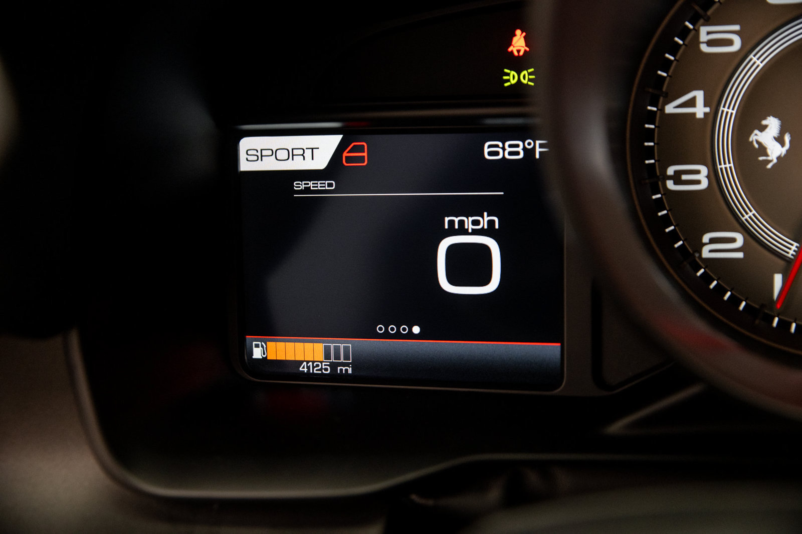 Used 2022 Ferrari F8 Tributo RWD image 31