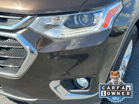 Used 2019 Chevrolet Traverse LT image 10