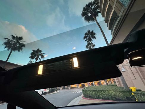 Used 2017 Tesla Model X 90D image 37