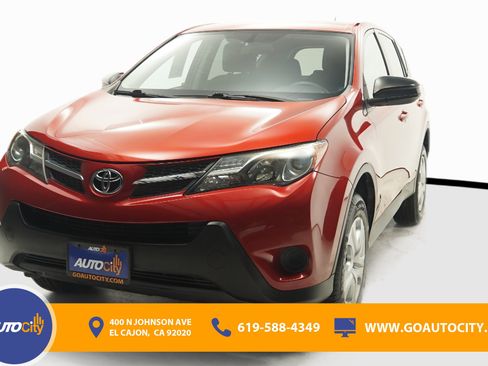 Used 2015 Toyota RAV4 LE FWD image 1