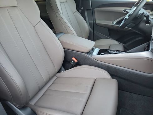 Used 2025 Audi Q5 Premium w/ Premium Plus AWD/4WD image 14