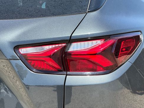 Used 2019 Chevrolet Blazer LT AWD/4WD image 35