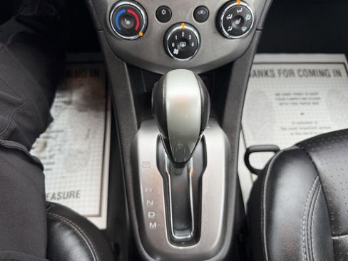 Used 2019 Chevrolet Sonic Premier image 35