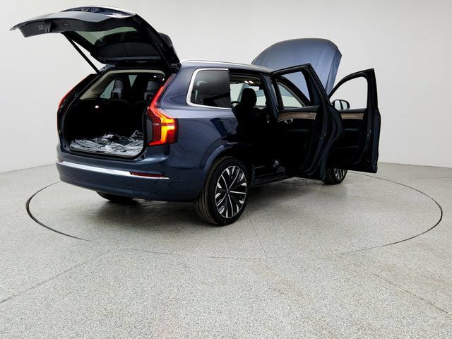 New 2026 Volvo XC90 B6 Plus w/ Protection Package AWD/4WD image 11