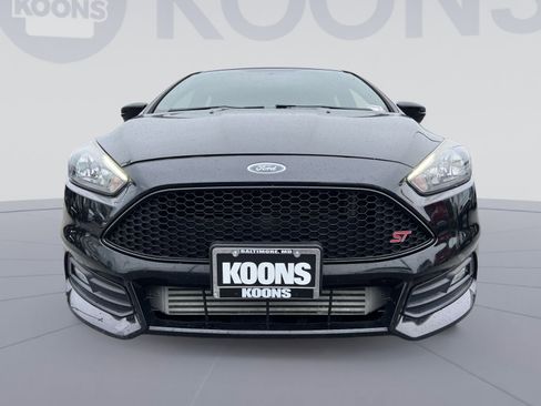 Used 2018 Ford Focus ST FWD image 17