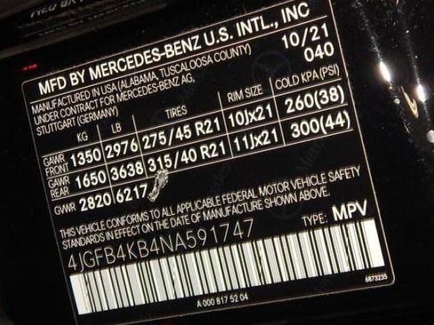 Used 2022 Mercedes-Benz GLE 350 4MATIC w/ AMG Line Exterior image 16