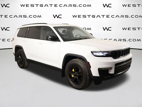 Used 2022 Jeep Grand Cherokee L Laredo AWD/4WD image 49