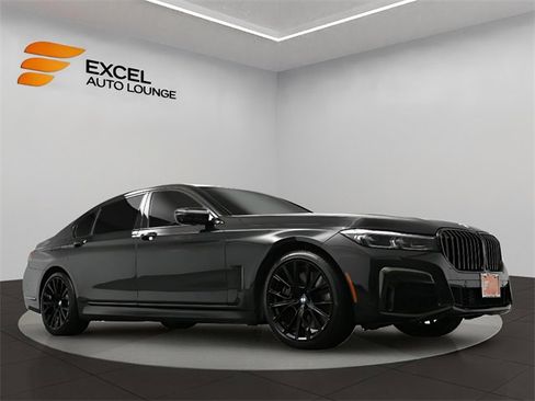 Used 2020 BMW 750i xDrive 750i xDrive w/ M Sport Package image 56