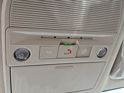 New 2026 Nissan Sentra SR w/ Floor Mat Package image 16