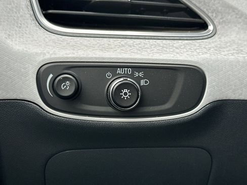 Used 2019 Chevrolet Bolt LT image 42