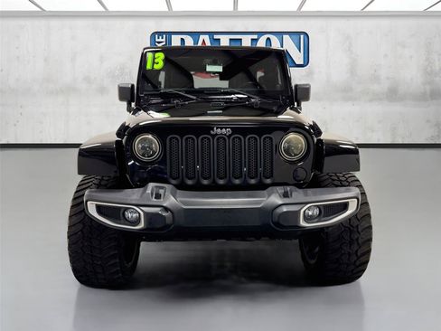 Used 2013 Jeep Wrangler Unlimited Sahara w/ Connectivity Group AWD/4WD image 2