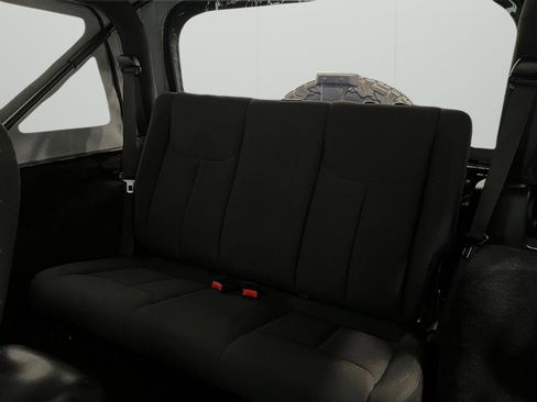 Used 2015 Jeep Wrangler Sport w/ Connectivity Group image 17