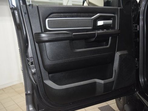 Used 2022 RAM 2500 Big Horn w/ Level C Equiment Group image 43