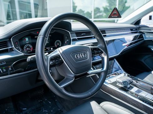 Used 2023 Audi A8 L 3.0T AWD/4WD image 32
