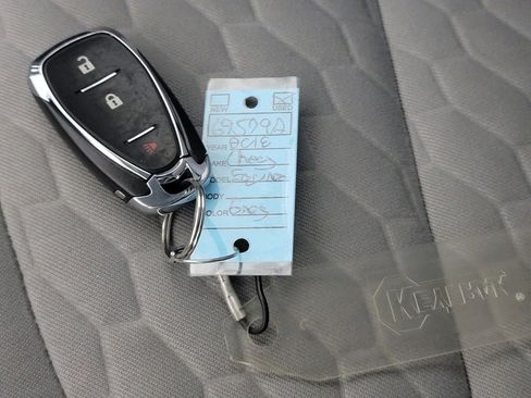 Used 2018 Chevrolet Equinox LT image 29