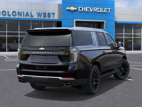 New 2026 Chevrolet Suburban High Country image 4