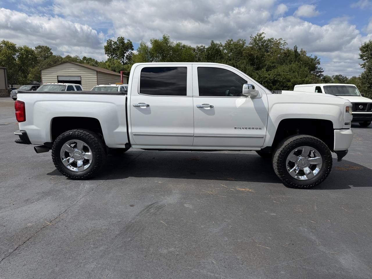 Used 2016 Chevrolet Silverado 1500 LTZ Z71 w/ LTZ Plus Package AWD/4WD image 5