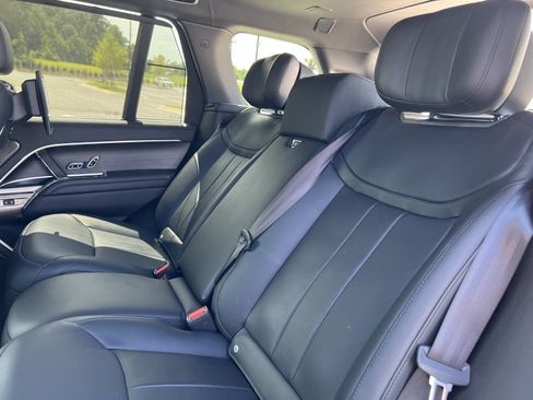 Used 2024 Land Rover Range Rover Autobiography AWD/4WD image 31