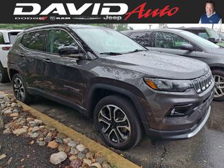 Used 2022 Jeep Compass Limited image 1
