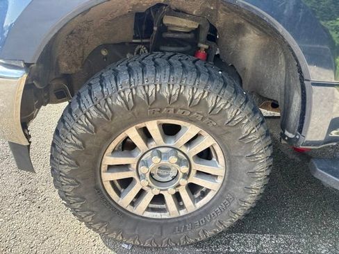Used 2017 Ford F250 XLT w/ XLT Value Package AWD/4WD image 6