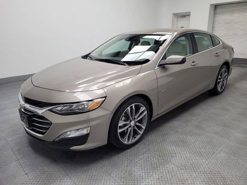 Used 2024 Chevrolet Malibu LT image 2