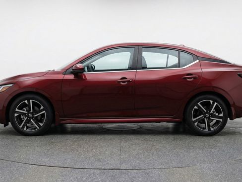 Used 2025 Nissan Sentra SV image 5