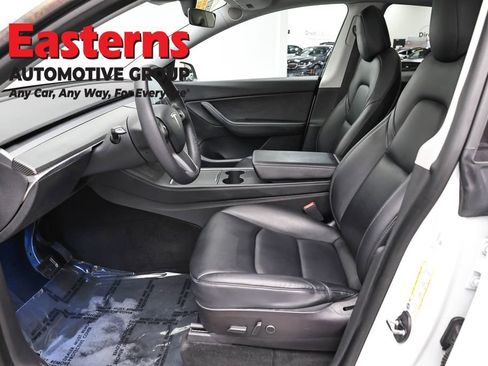 Used 2021 Tesla Model Y Long Range AWD/4WD image 13