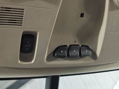 Used 2016 GMC Acadia Denali image 12