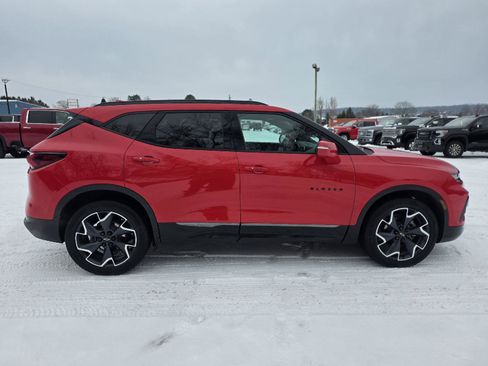 Used 2021 Chevrolet Blazer RS w/ Enhanced Convenience Package image 18