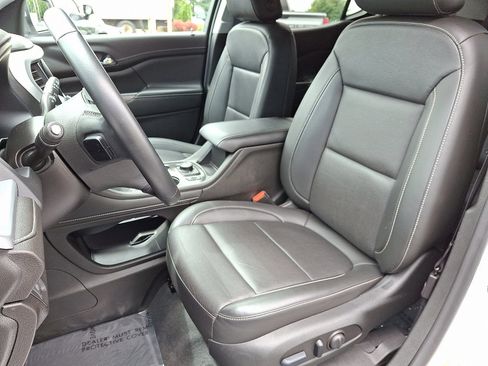 Used 2023 GMC Acadia SLT image 15