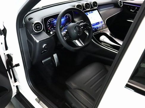 Used 2025 Mercedes-Benz GLC 350e 4MATIC w/ AMG Line image 21