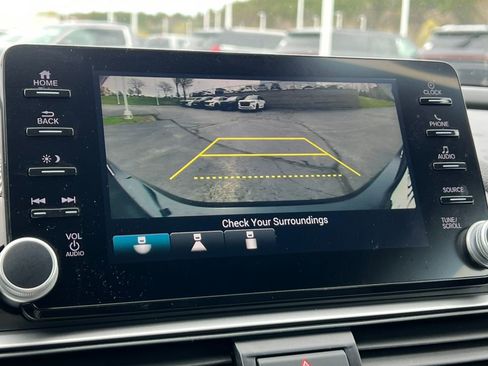 Used 2020 Honda Accord Sport image 21
