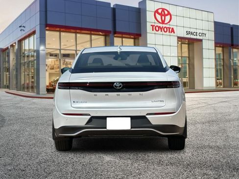New 2026 Toyota Crown AWD/4WD image 5