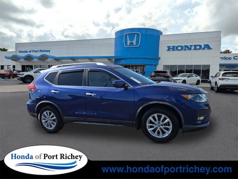 Used 2018 Nissan Rogue SV w/ Premium Package image 1