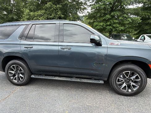 Used 2021 Chevrolet Tahoe Z71 w/ Rear Media and Nav Package AWD/4WD image 10