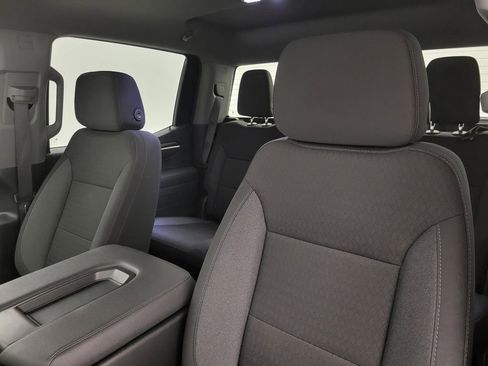 Used 2025 Chevrolet Silverado 1500 LT AWD/4WD image 30