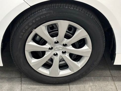 Used 2024 Toyota Corolla LE image 6
