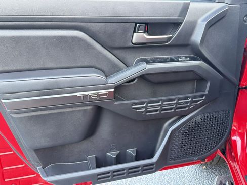 Used 2025 Toyota Tacoma TRD Off-Road image 13